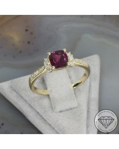 Wert 1350 &euro; Brillant Rhodolith Ring in 375er 9 K Gelbgold - 107567 