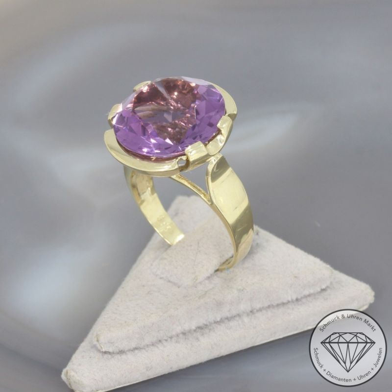 Wert 1390 € Amethyst Ring in 585er 14 K Gelbgold - 101166