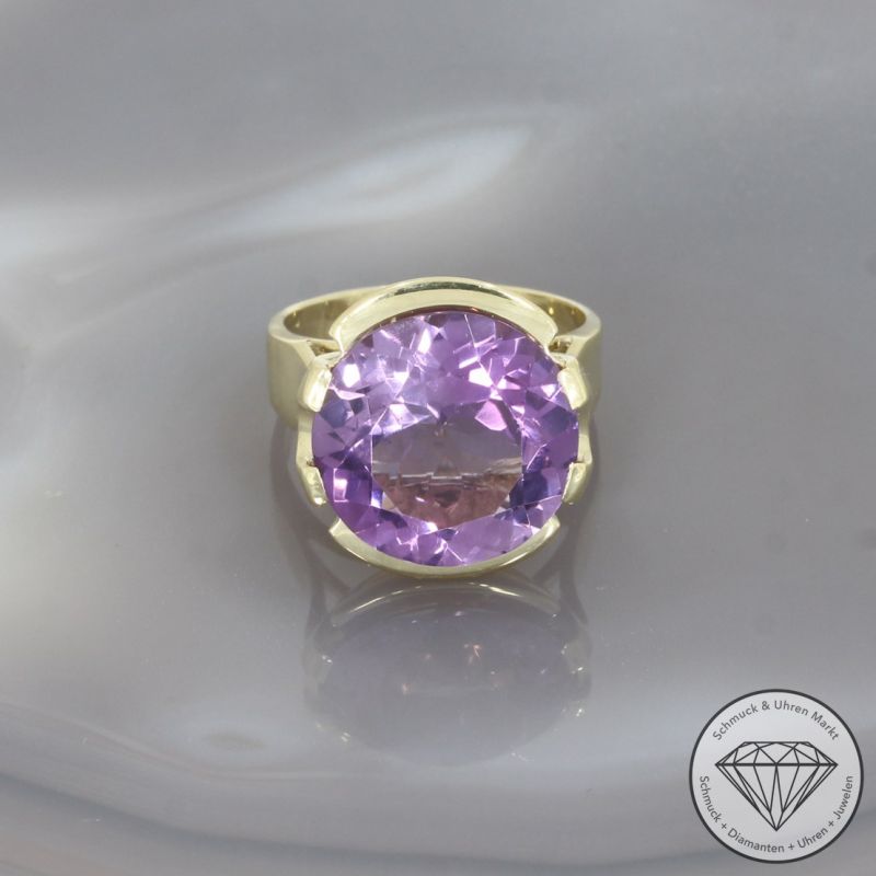 Wert 1390 € Amethyst Ring in 585er 14 K Gelbgold - 101166