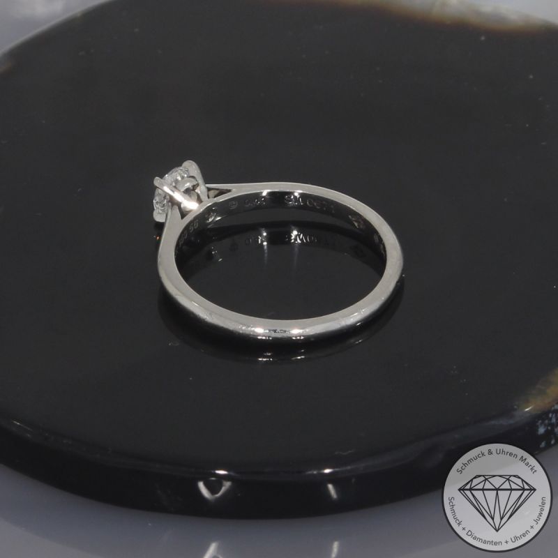 Wert 4350 € CARTIER Solitär Brillant Ring (ca. 0,41 carat) in 950er Platin - 103857