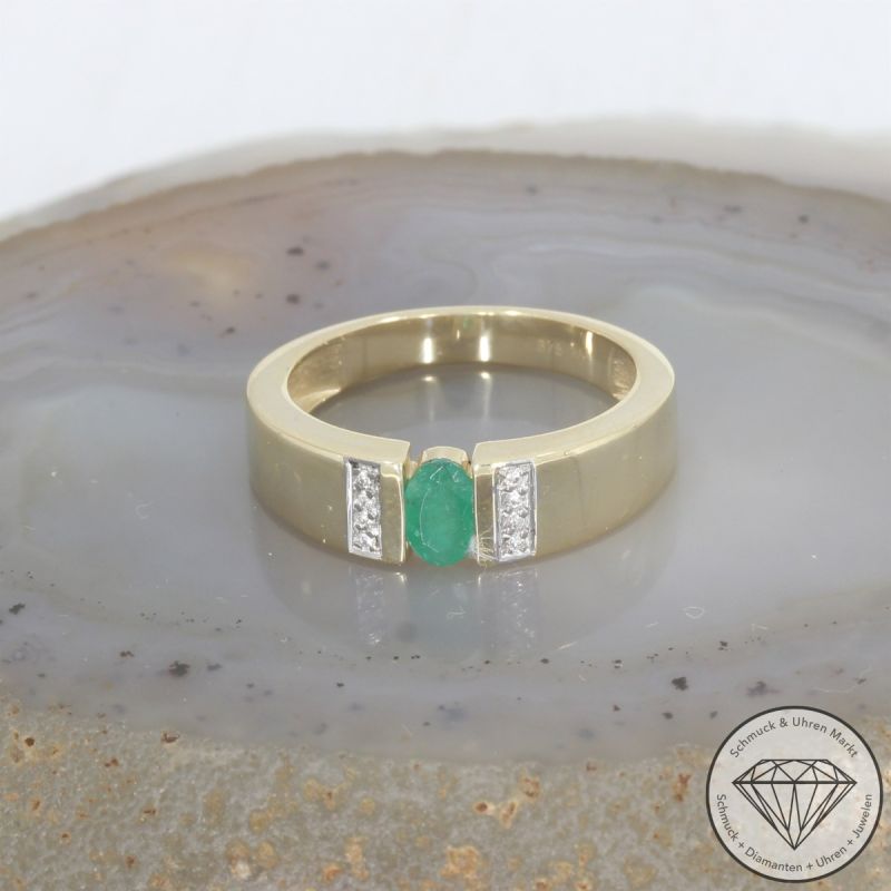 Wert 950 € Brillant Smargad Ring in 375er 9 K Gelbgold - 106321