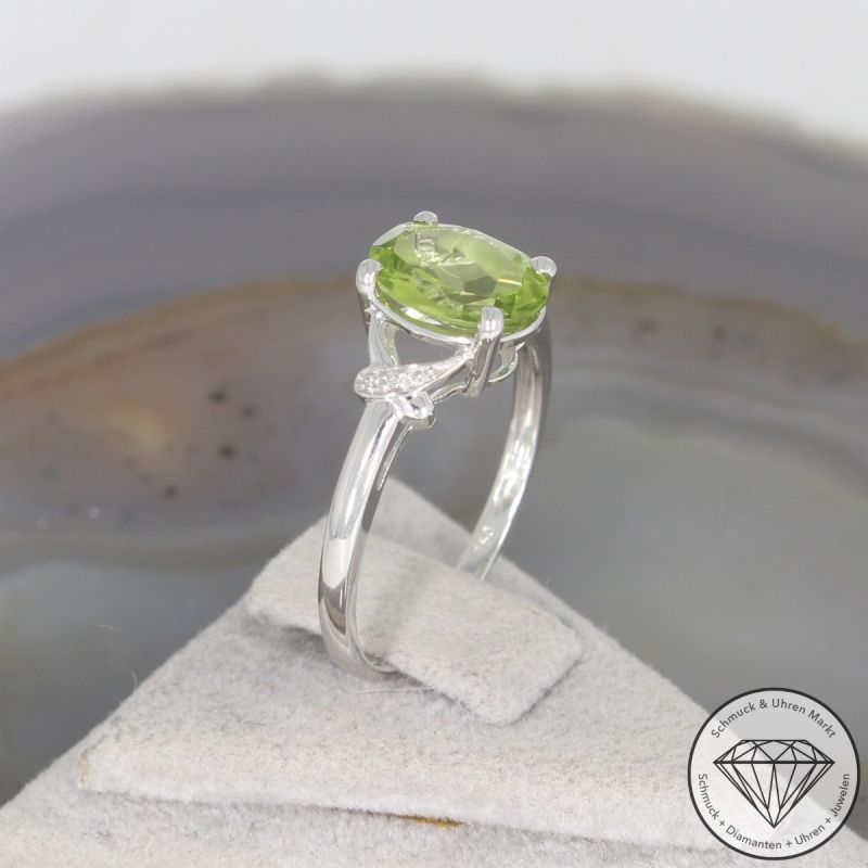 Wert 750 € Diamant Peridot Ring in 750er 18 K Weißgold - 106438