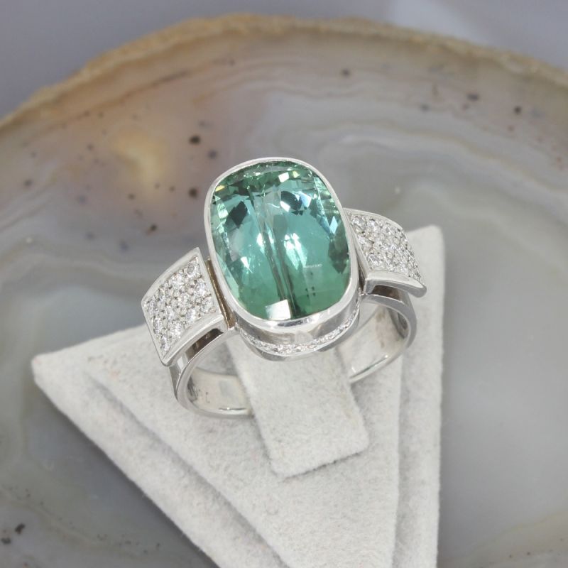 Wert 4090 € Brillant Turmalin Ring in 750er 18 K Weißgold - 106509