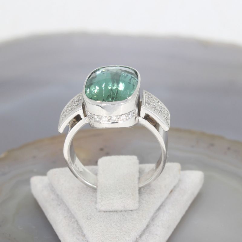 Wert 4090 € Brillant Turmalin Ring in 750er 18 K Weißgold - 106509