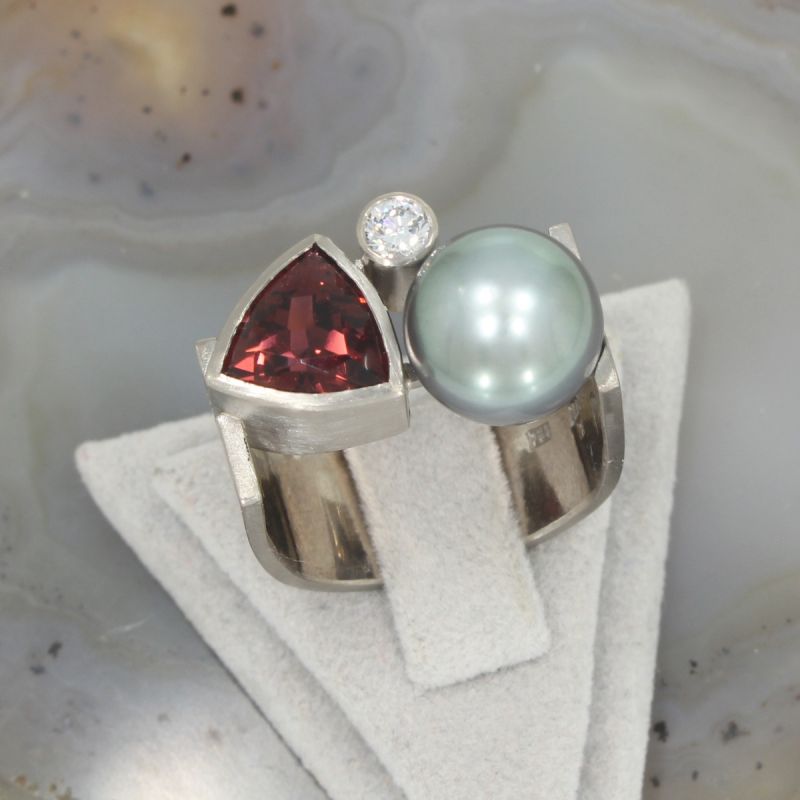 Wert 5290 € Brillant Rubellit Perl Ring in 750er 18 K Weißgold - 106510