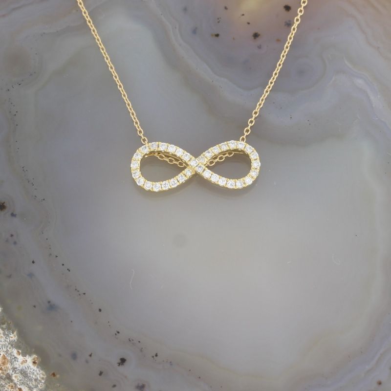 Wert 1250 € Brillant Anhänger (0,15 carat) mit Kette in 750er 18 K Gelbgold L.42,0 + 45,0 cm - H1016