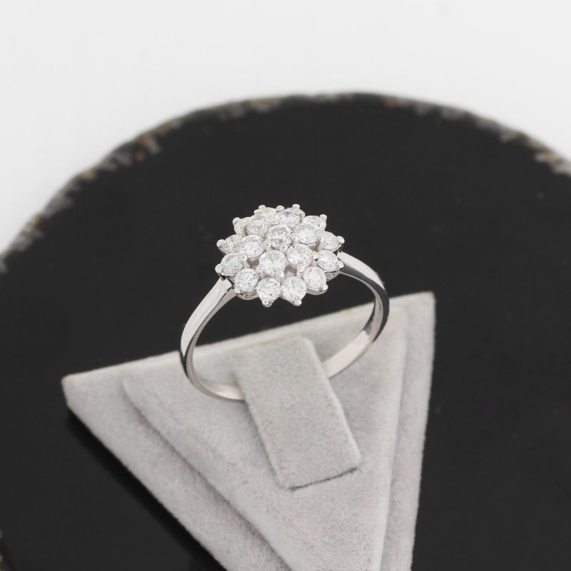 Wert 2690 € Brillant Ring (0,90 carat) in 750er 18 K Weißgold - H1033