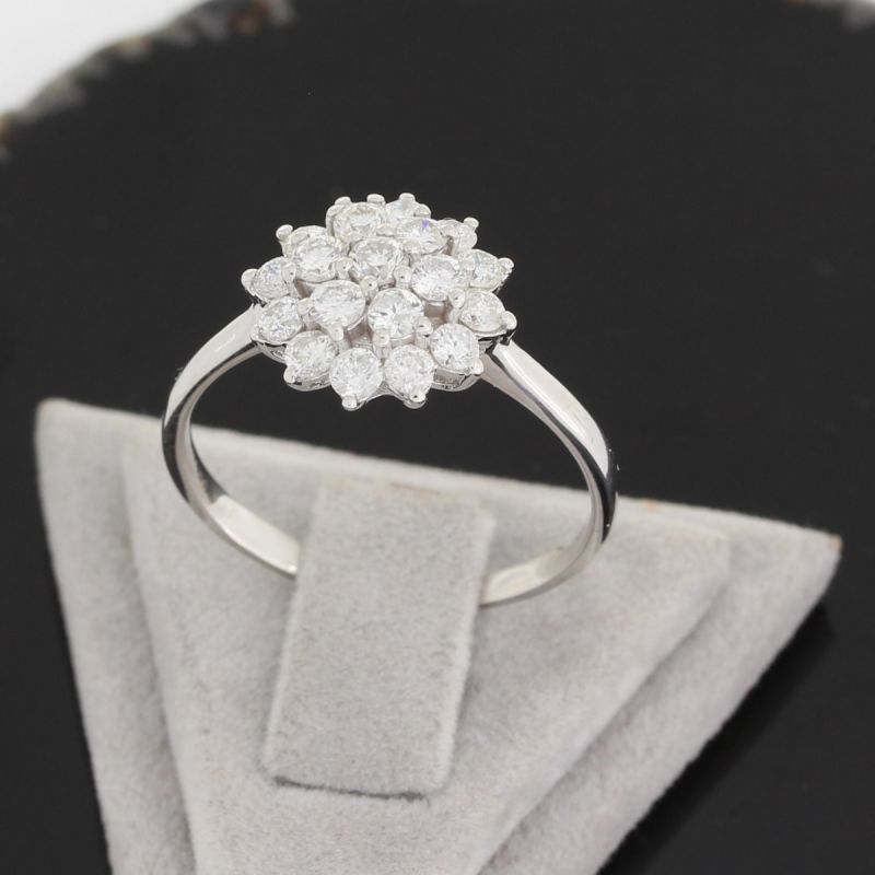 Wert 2690 € Brillant Ring (0,90 carat) in 750er 18 K Weißgold - H1033