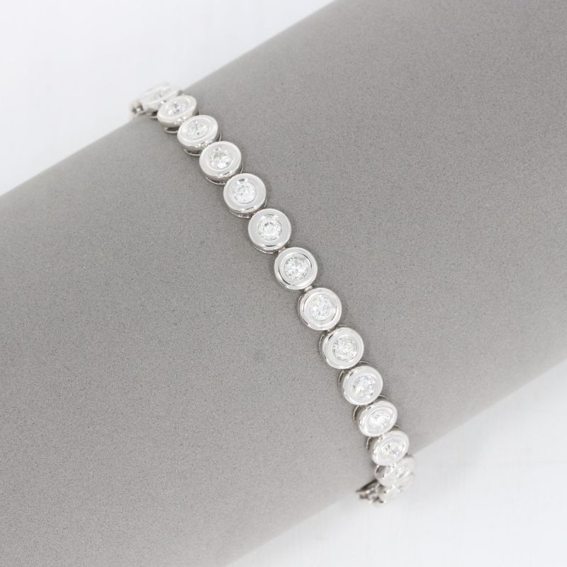 Wert 9240 € Brillant Armband (2,60 carat) in 750er 18 K Weißgold - H1060