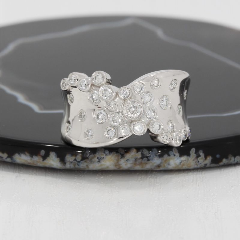 Wert 5490 € Brillant Ring (0,77 carat) in 585er 14 Karat Weißgold – H225