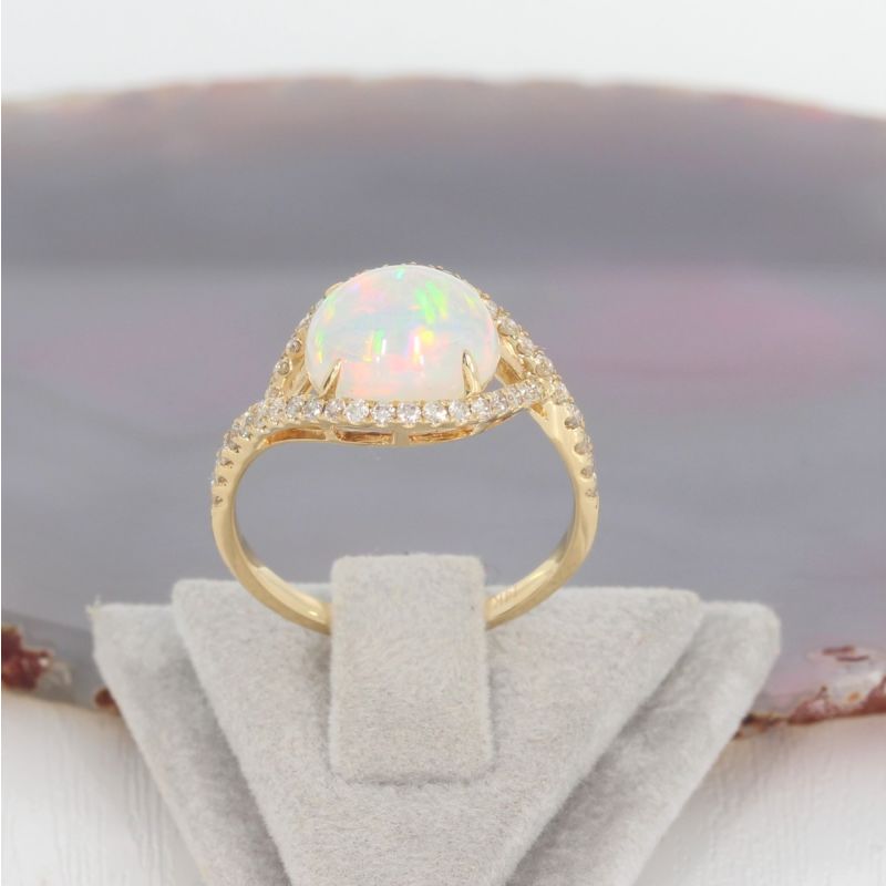 Wert 1750 € Brillant Opal Ring in 585er 14 K Gelbgold - H1453