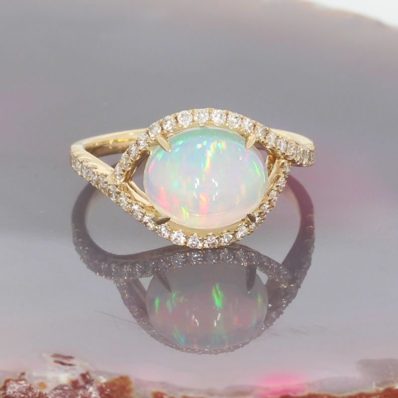Wert 1750 € Brillant Opal Ring in 585er 14 K Gelbgold - H1453