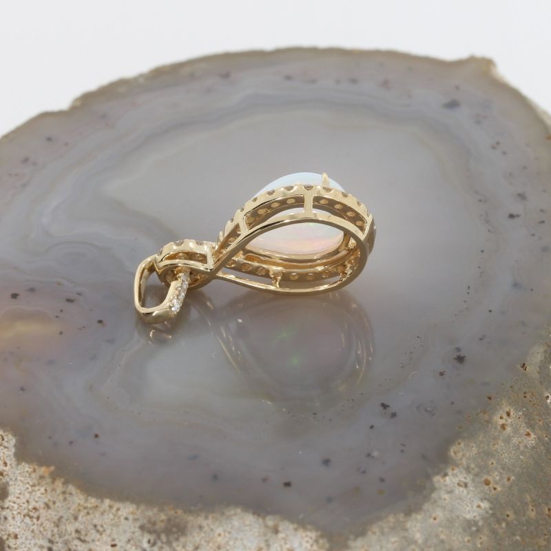 Wert 2250 € Brillant Opal Anhänger in 585er 14 K Gelbgold - H1177