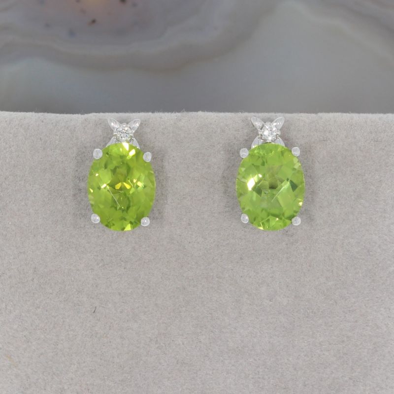 Wert 630 € Brillant Peridot Ohrstecker Ohrringe in 585er 14 K Weißgold - H396