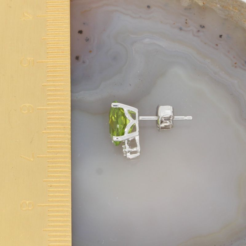 Wert 630 € Brillant Peridot Ohrstecker Ohrringe in 585er 14 K Weißgold - H396