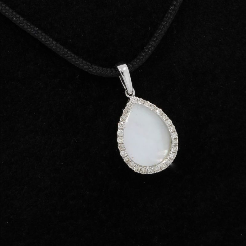 Wert 790 € Brillant Muschelkern Anhänger in 750er 18 K Weißgold - K80401