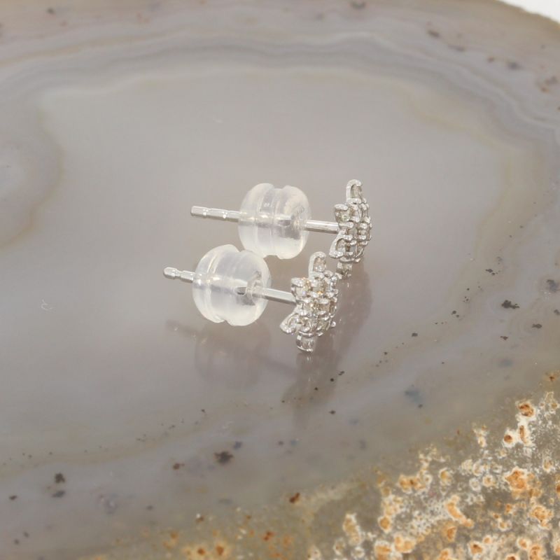 Wert 850 € Brillant Ohrringe Ohrstecker Stern (0,30 carat) in 750er 18 K Weißgold - H37