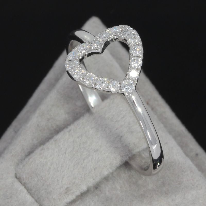 Wert 1050 € Brillant Ring Herz (0,20 carat) in 750er 18 K Weißgold - H104