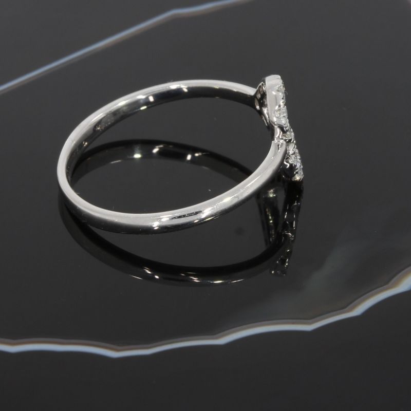 Wert 1050 € Brillant Ring Herz (0,20 carat) in 750er 18 K Weißgold - H104