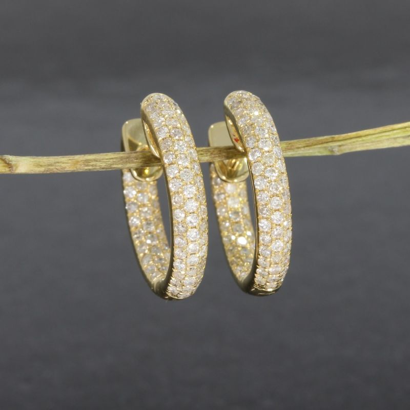Wert 1990 € Brillant Creolen Ohrringe (0,60 carat) in 750er 18 Karat Gelbgold - H205