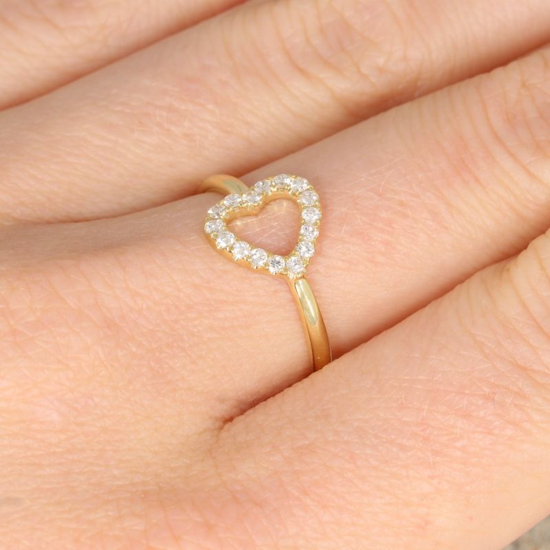 Wert 1050 € Brillant Ring Herz (0,20 carat) in 750er 18 K Gelbgold - H30