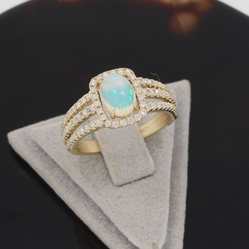 Wert 2750 € Brillant Opal Ring in 585er 14 K Gelbgold - H100