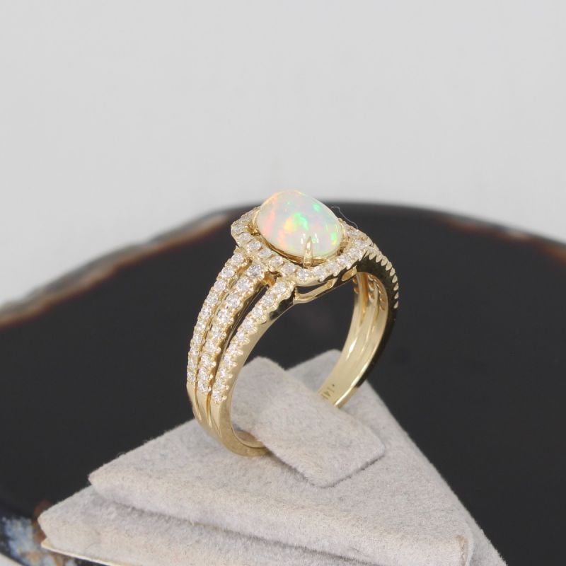 Wert 2750 € Brillant Opal Ring in 585er 14 K Gelbgold - H100