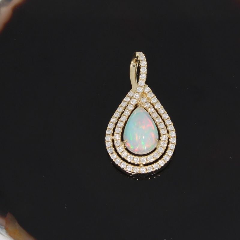 Wert 2190 € Brillant Opal Anhänger in 585er 14 K Gelbgold - H90