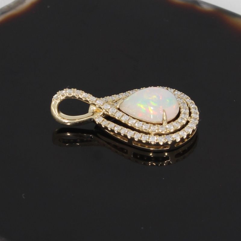 Wert 2190 € Brillant Opal Anhänger in 585er 14 K Gelbgold - H90
