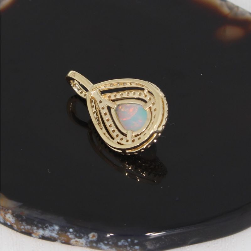 Wert 2190 € Brillant Opal Anhänger in 585er 14 K Gelbgold - H90