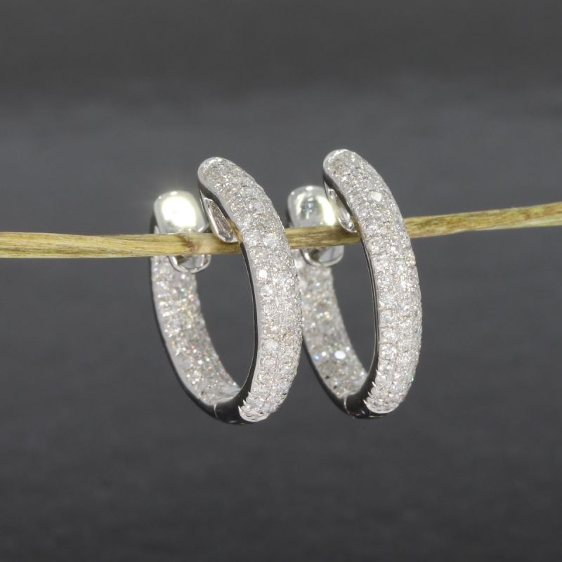 Wert 1990 € Brillant Creolen Ohrringe (0,60 carat) in 750er 18 Karat Weißgold - H207