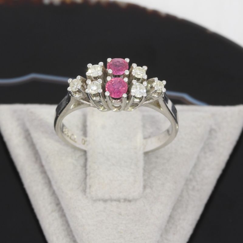 Wert 590 € Diamant Rubin Ring in 585er 14 K Weißgold - 82890