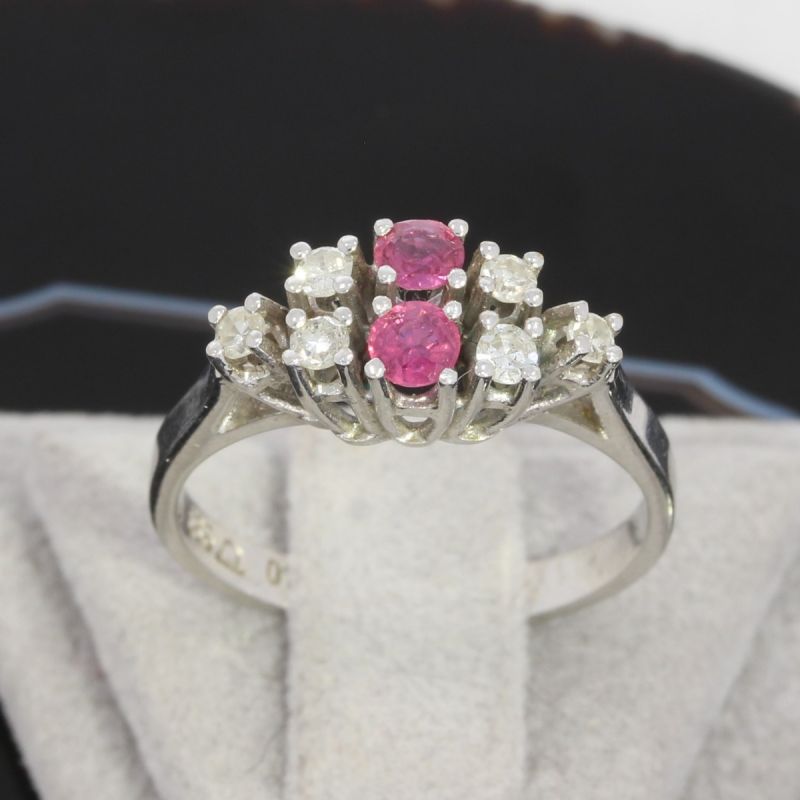 Wert 590 € Diamant Rubin Ring in 585er 14 K Weißgold - 82890