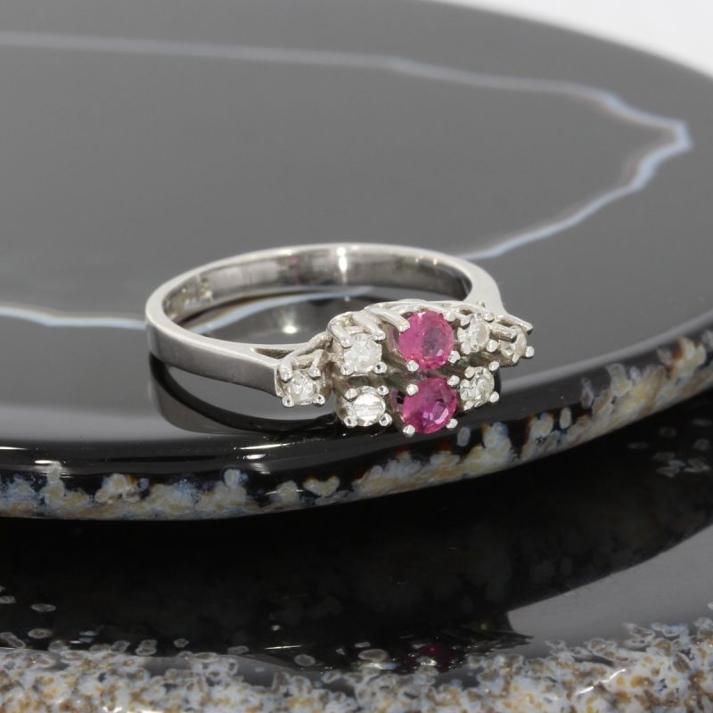 Wert 590 € Diamant Rubin Ring in 585er 14 K Weißgold - 82890