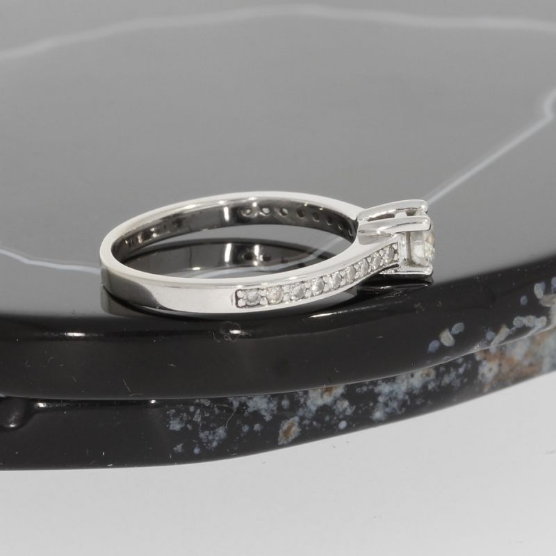 Wert 1990 € Brillant Ring (ca. 0,40 carat) in 585er 14 K Weißgold - 83265