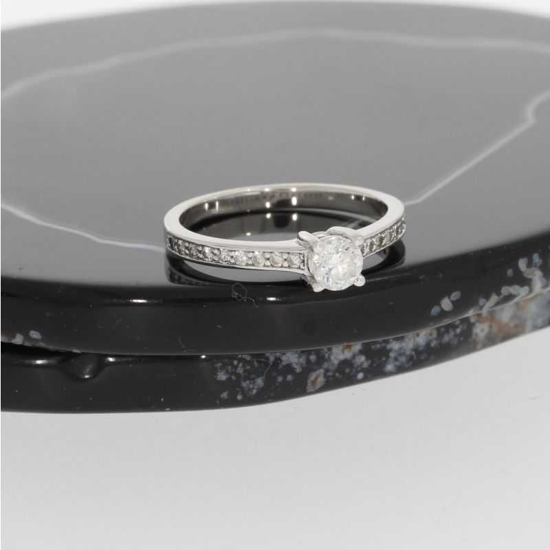 Wert 1990 € Brillant Ring (ca. 0,40 carat) in 585er 14 K Weißgold - 83265