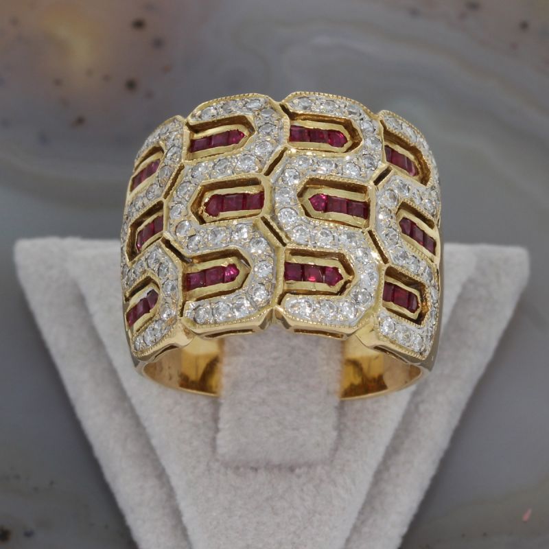 Wert 4800 € Brillant Rubin Ring in 750er 18 K Gelbgold - 83269