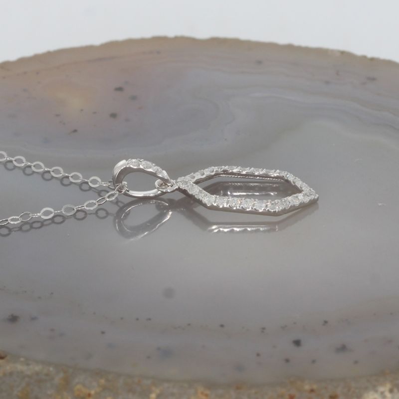 Sale! Wert 1090 € Brillant Anhänger & Kette (0,15 carat) in 750er 18 K Weißgold - H1355