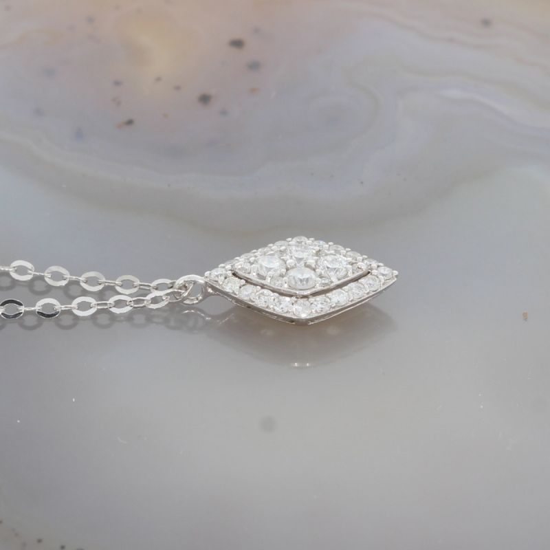 Wert 1110 € Brillant Collier (0,23 carat) in 750er 18 K Weißgold - H1395
