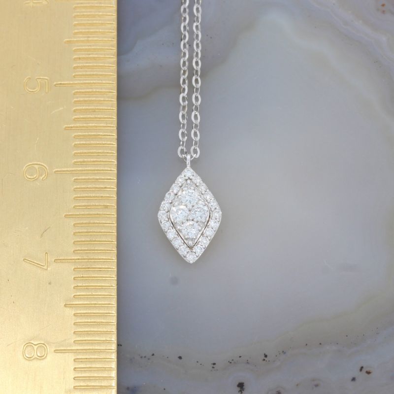 Wert 1110 € Brillant Collier (0,23 carat) in 750er 18 K Weißgold - H1395