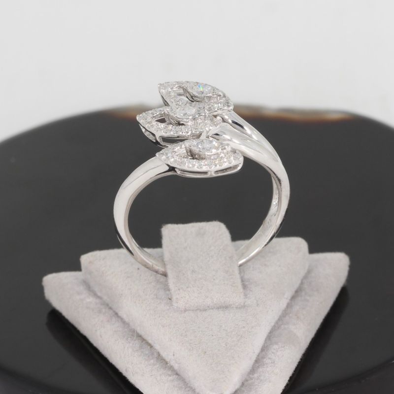 Wert 2390 € Brillant Ring (0,45 carat) in 750er 18 K Weißgold - 85149