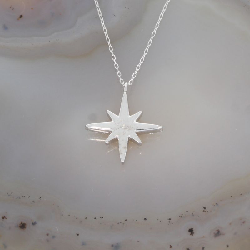 Wert 1390 € Brillant Collier Stern (0,13 carat) in 750er 18 K Weißgold - H1476