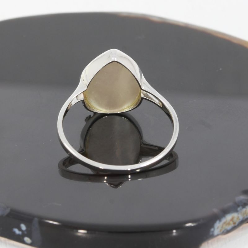 Wert 750 € Brillant Perlmutt Ring in 750er 18 K Weißgold - 88085