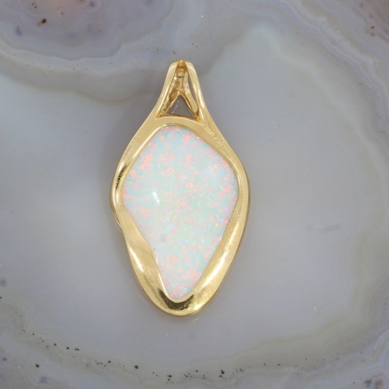 Wert 3050 € Brillant Opal Anhänger ohne Kette 750er/18 Karat Gelb Gold Länge 2,9 cm – 88099