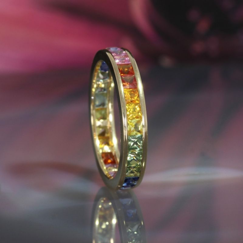 Wert 2390 € Saphir Ring (2,49 carat) in 585er 14 K Gelbgold - H550
