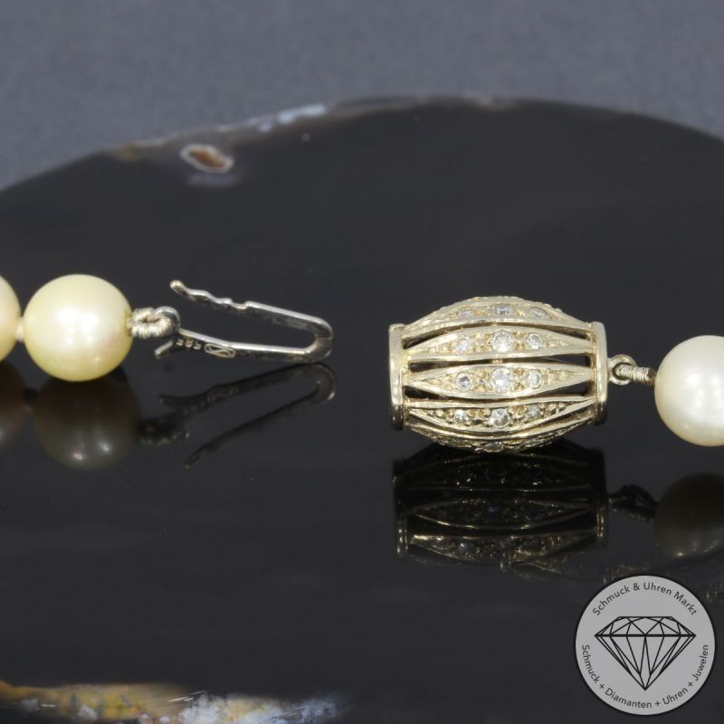 Wert 1190 € Perlen Kette mit Diamant Schließe in 585er 14 K Weißgold - 93352