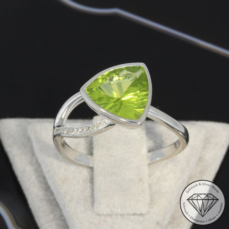 Wert 1250 € Brillant Peridot Ring in 750er 18 K Weißgold - 95236