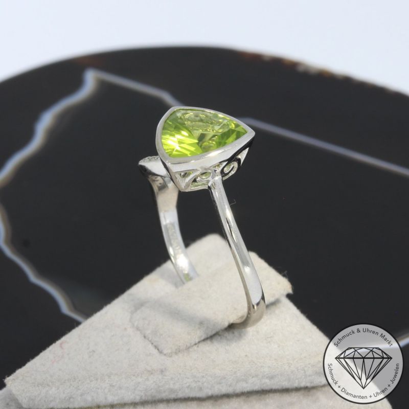Wert 1250 € Brillant Peridot Ring in 750er 18 K Weißgold - 95236