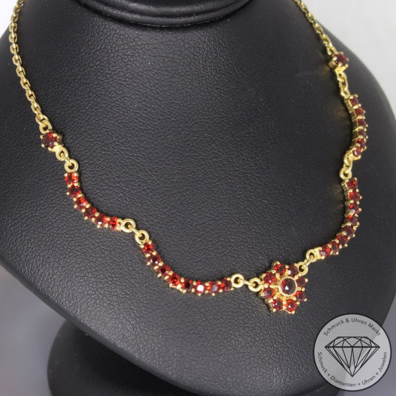 Wert 600 € Granat Collier in 333er 8 K Gelbgold - 98435