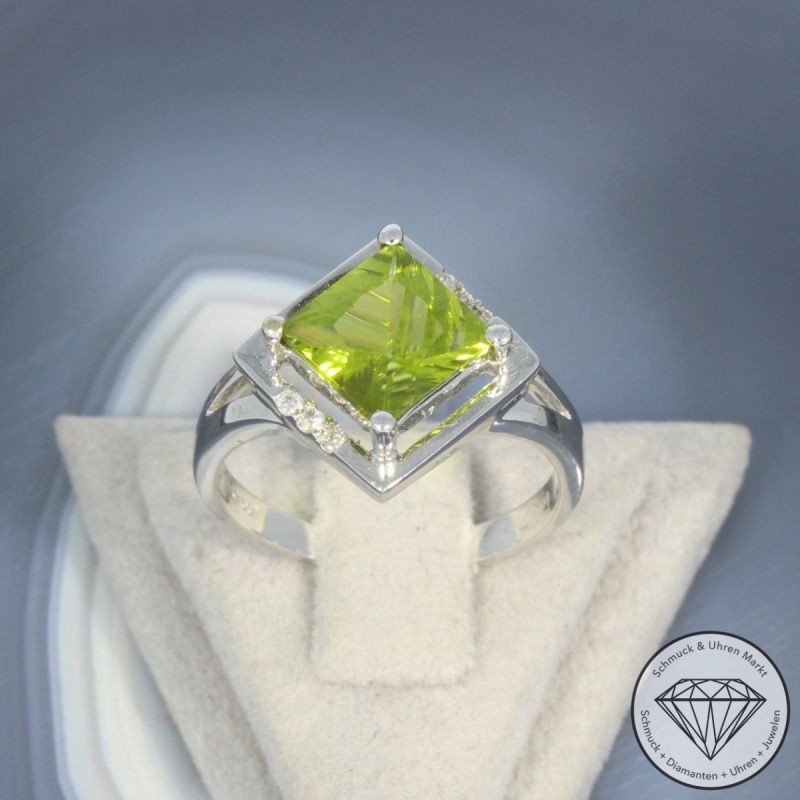 Wert 1440 € Brillant Peridot Ring in 750er 18 K Weißgold - 100612